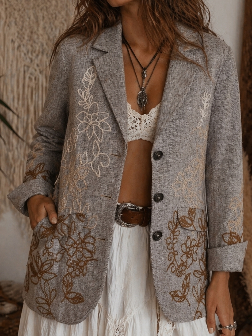 NWT.Coldwater Creek Gray Blazer with Cream and Brown Floral Embroiderypit 22"pit
